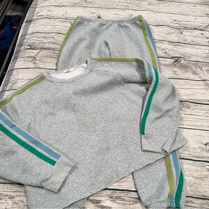 NATURAL LIFE Gray Sweatpants & Sweatshirt with Blue and Green Stripes Size Large